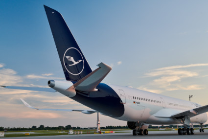 2400_02_1235_Photographer_Laird_Kay_conditions worldwide_425