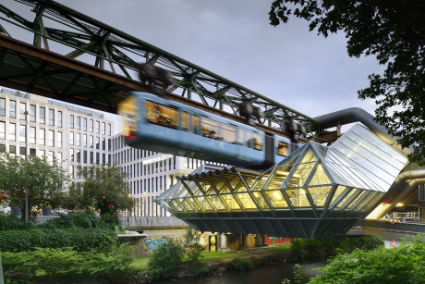 Wuppertal_Schwebebahn_425