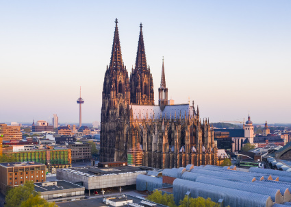 Koeln Koelner Dom im Sonnenaufgang UNESCO-Welterbe