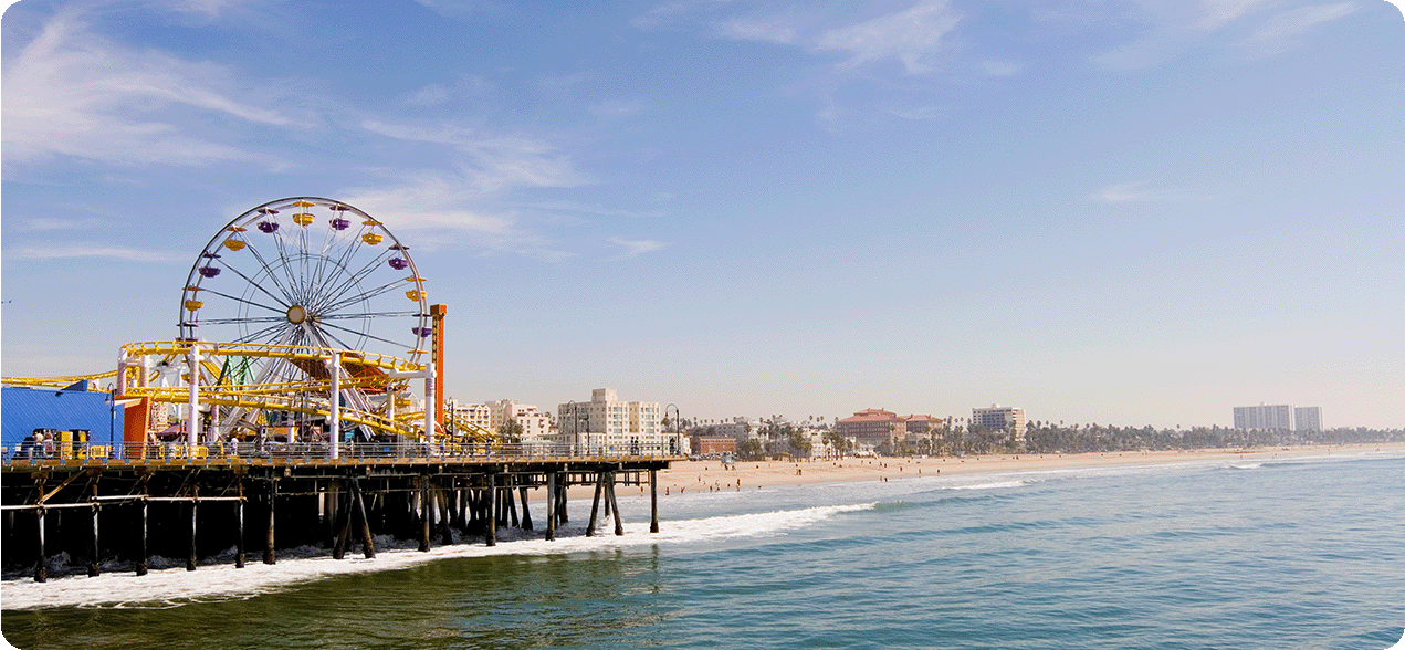 Los Angeles pier with rides.