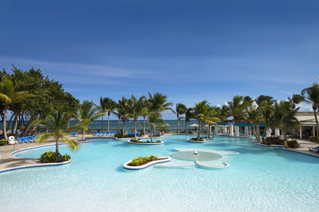 new-coconut-bay-welcoming-guests-travelpress